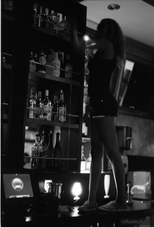 Barmaid