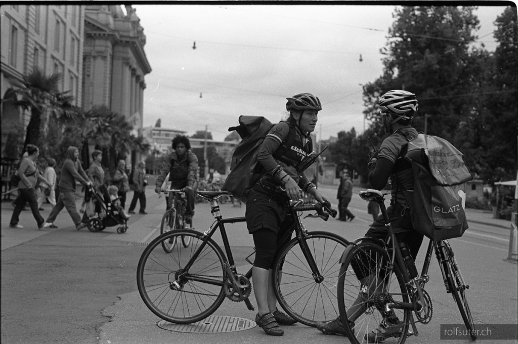 Bicycle messengers, Bern