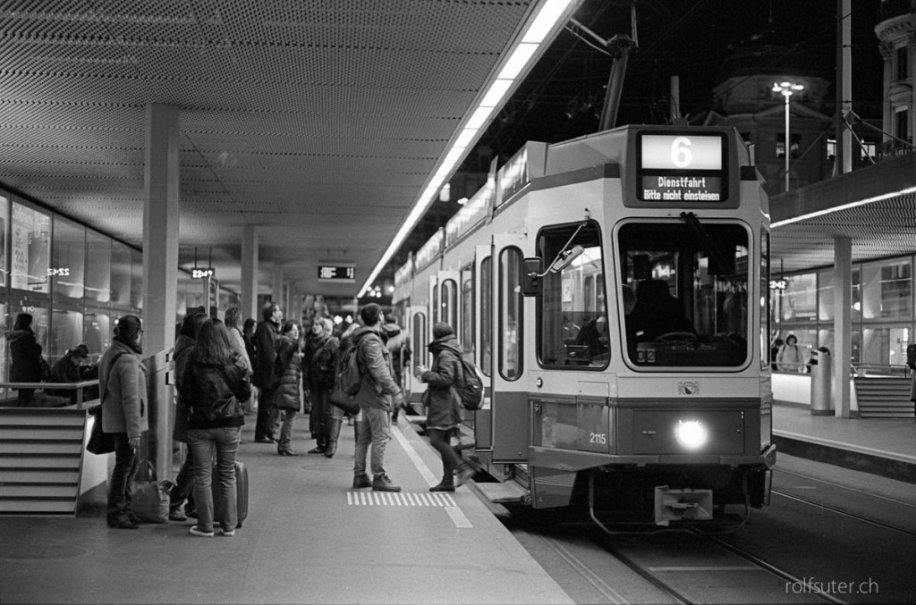 Tram by Night, Zürich